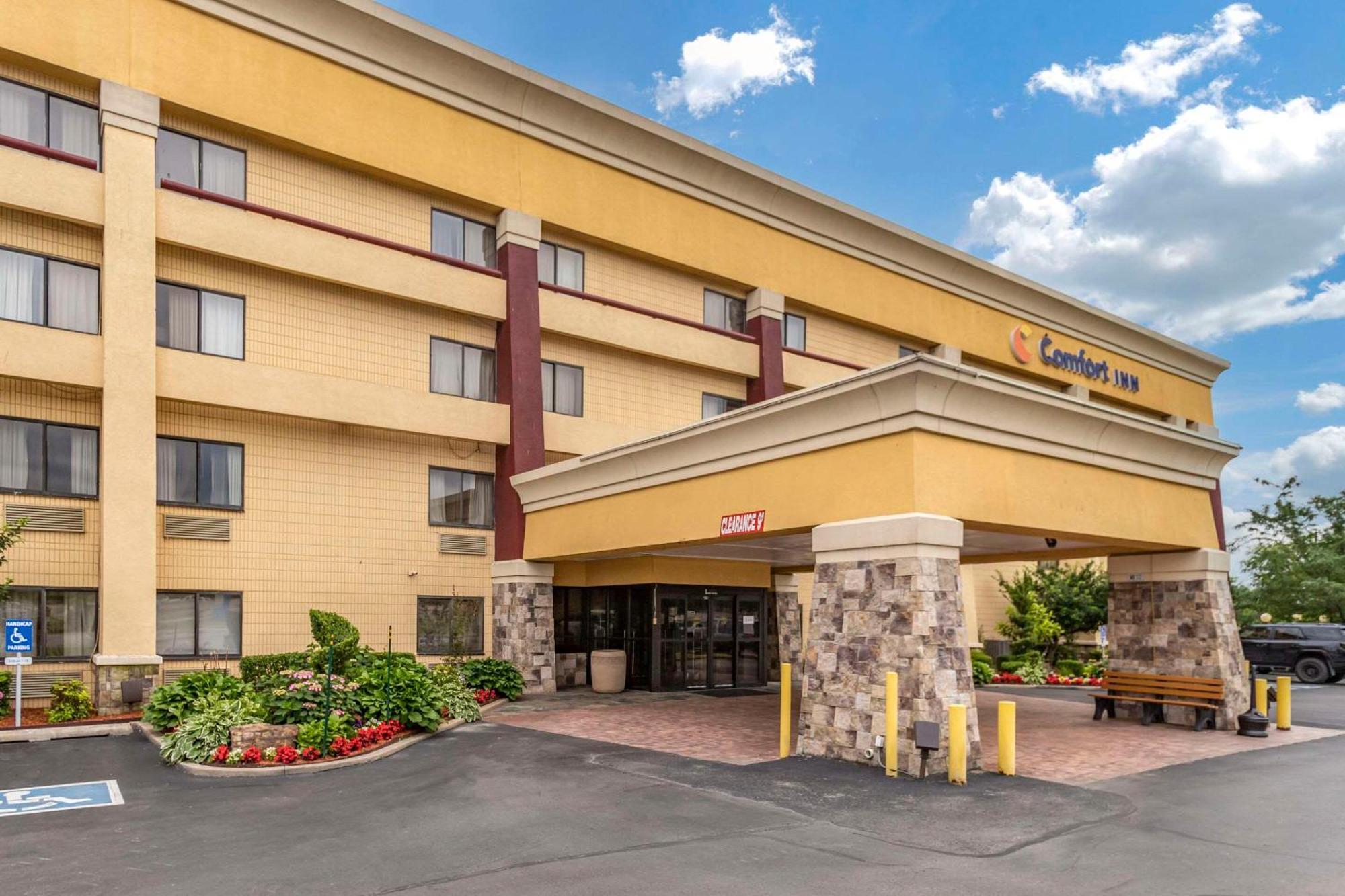 Comfort Inn Midtown Tulsa Exterior foto